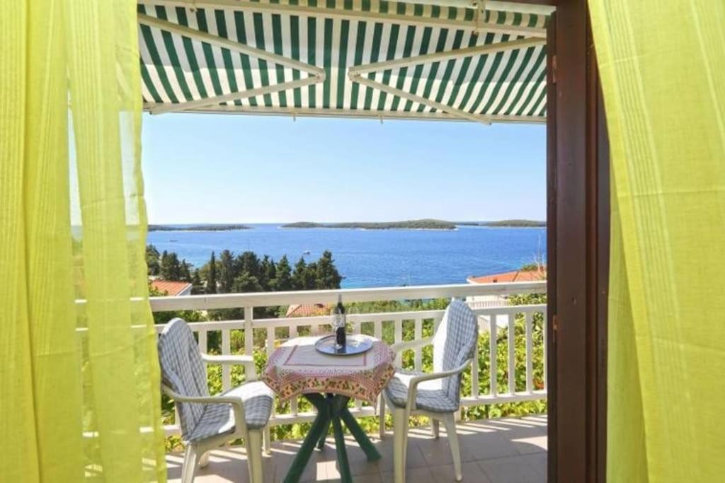 Apartment Stefani Đảo Hvar Ngoại thất bức ảnh